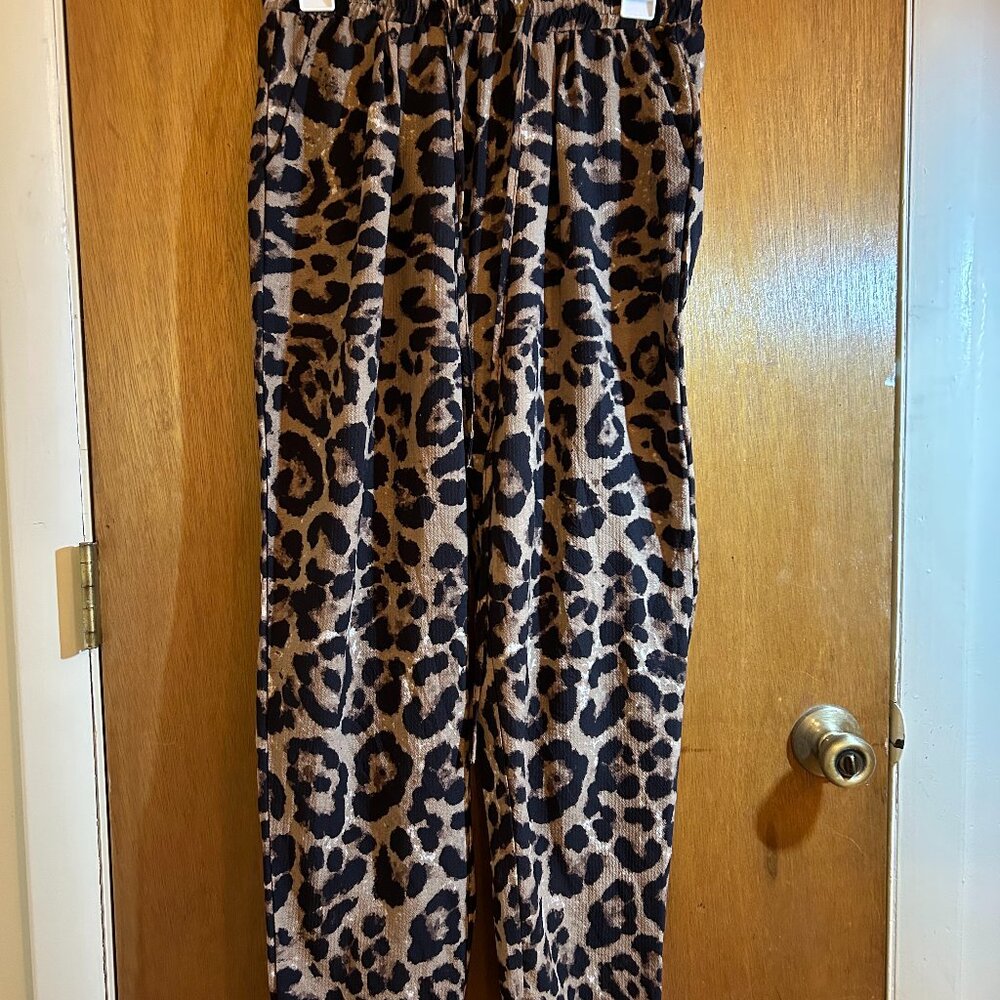 PrettyLittleThing Cheetah Print Tie-Waist Pants
